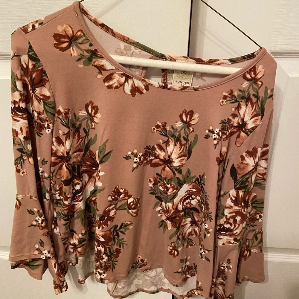 Tan/Blush floral long sleeve with bell sleeves